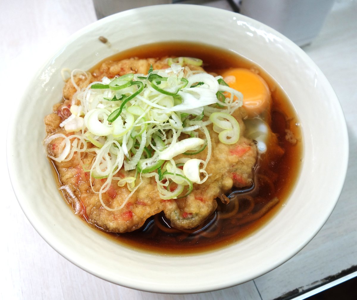 常盤軒のかき揚げ天玉そば 650円 俯瞰