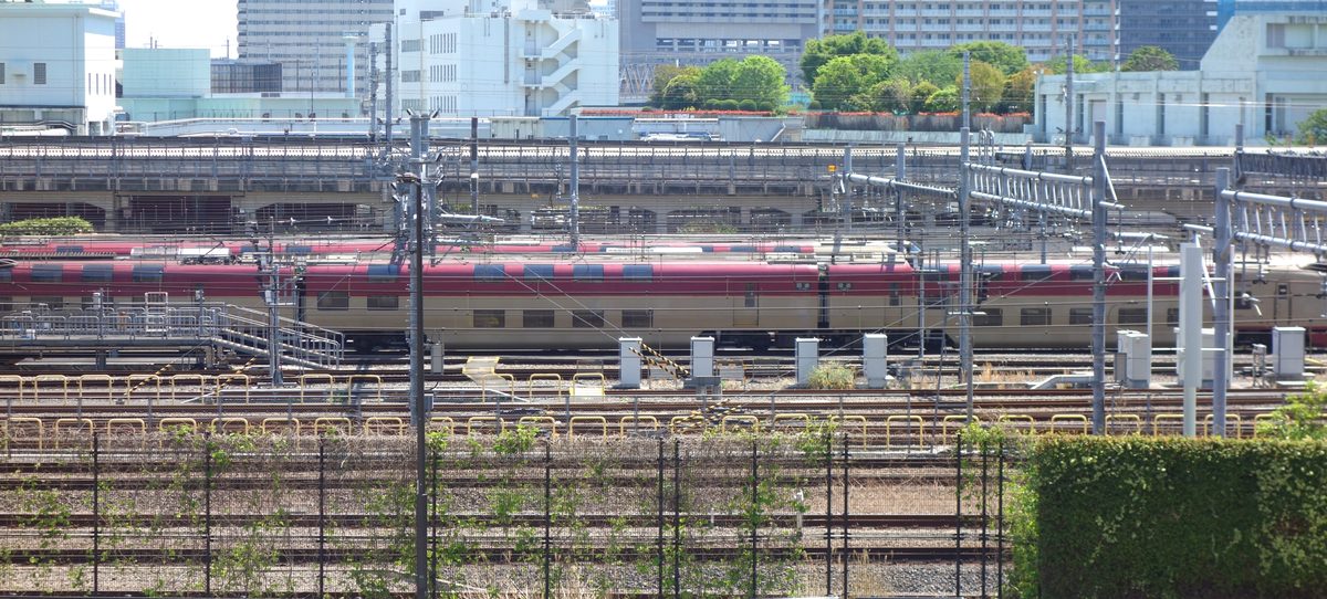 THE LINKPILLAR 2から見えた寝台特急サンライズ出雲・瀬戸(285系)の車両