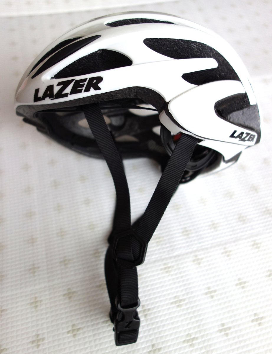 LAZER Blade+ AF(白)の右側面